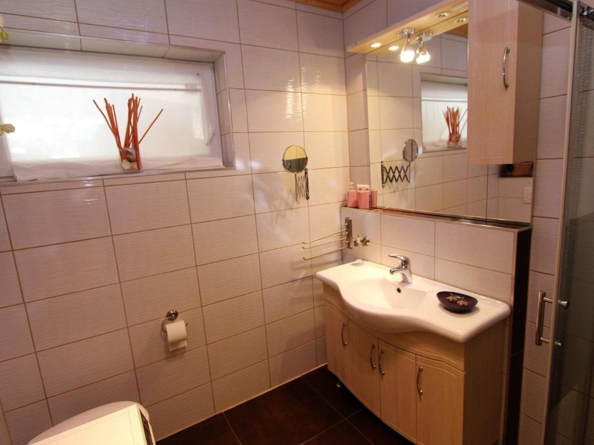 Stockelweingarten Apartment Directly On Lake Ossiach In Carinthia מראה חיצוני תמונה